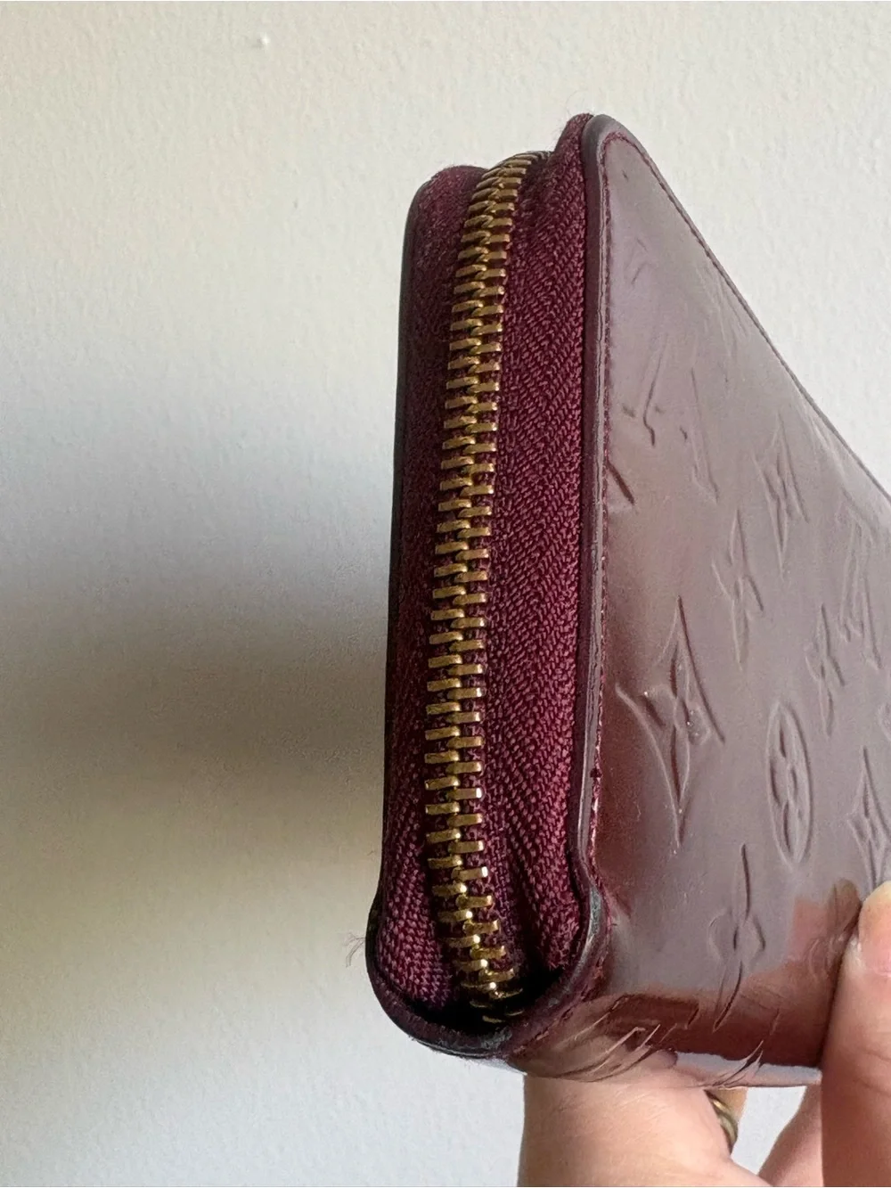 Auth Louis Vuitton Monogram Vernis Zip Around Wallet
